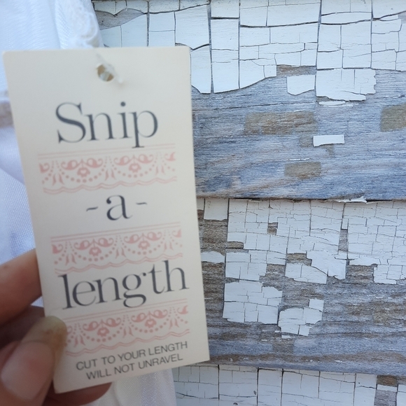 Perfectform snip-a-length slip size 24/26 - Picture 3 of 6